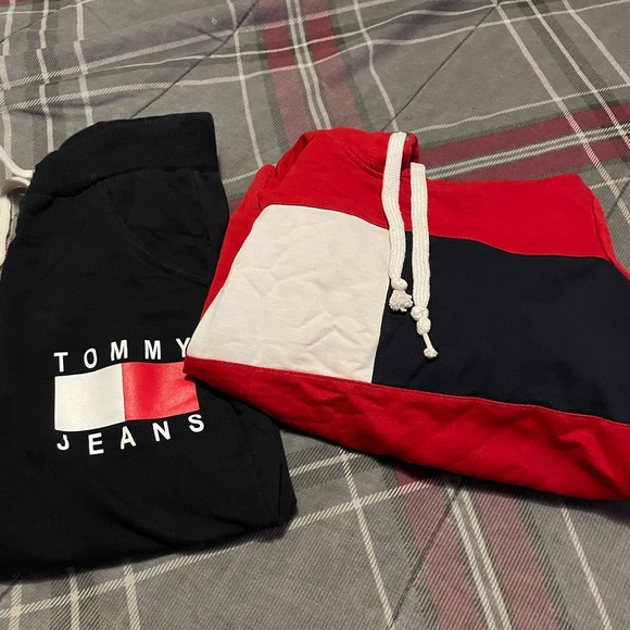 Tommy sweat suit - Picture 3 of 7